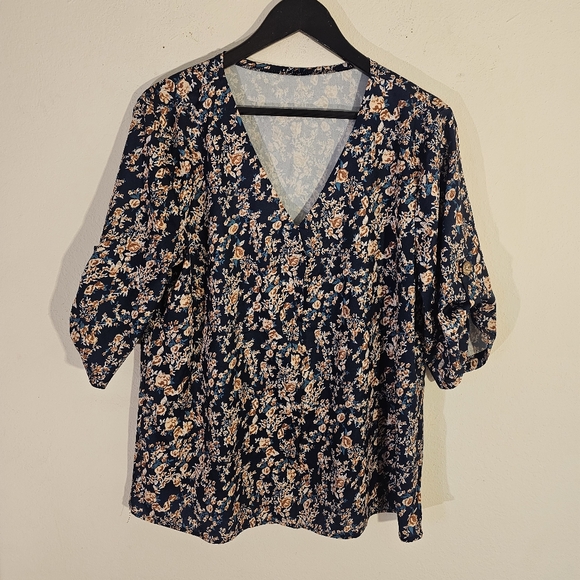 V Neck Floral Print Blouse - Picture 1 of 2